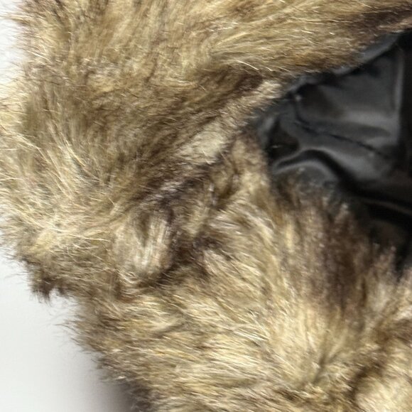 MLB Philadelphia Phillies Plaid Trapper Hat W/ Faux Fur Lining w/ Ear Flaps - Picture 5 of 7